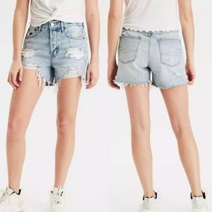 American Eagle 90s boyfriend shorts, high rise, distressed, light wash, size 6